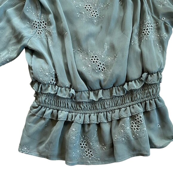 ASTR The Label Floral Embroidered Boho Babydoll Top L - Picture 12 of 13